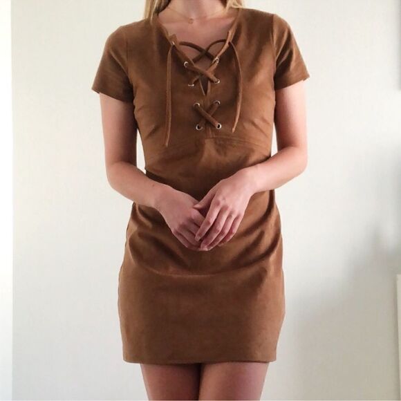EXPRESS Suede Lace-Up Boho Dress size 6 NWOT - Picture 2 of 7